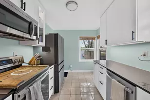 7005 W Lincoln Ave, West Allis, WI 53219 - Photo 3