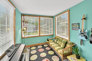 3457 N Bartlett Ave, Milwaukee, WI 53211 - Photo 11