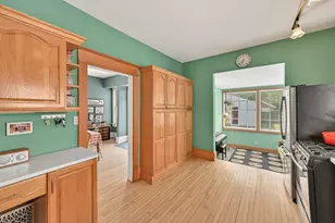 3457 N Bartlett Ave, Milwaukee, WI 53211 - Photo 15