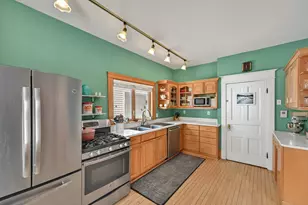 3457 N Bartlett Ave, Milwaukee, WI 53211 - Photo 13