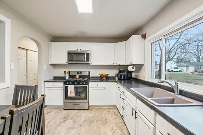 137  Sharon St, Darien, WI 53114 - Photo 11