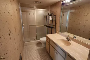 1730 W Green Tree Rd, Glendale, WI 53209 - Photo 19