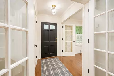 7515  Oakhill Ave, Wauwatosa, WI 53213 - Photo 3