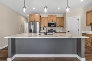 1810 Horseshoe Ln, Slinger, WI 53086 - Photo 15