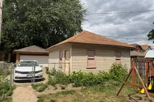 2629 N 49th St, Milwaukee, WI 53210 - Photo 15