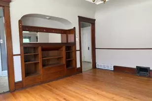 2629 N 49th St, Milwaukee, WI 53210 - Photo 7