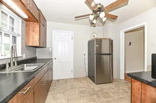 3022 21st St, Racine, WI 53403 - Photo 11