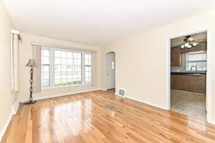3022 21st St, Racine, WI 53403 - Photo 9
