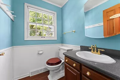 11645 N Hillside Ln, Mequon, WI 53092 - Photo 35