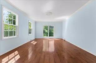 11645 N Hillside Ln, Mequon, WI 53092 - Photo 7