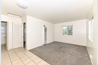 2520 N Murray Ave #2522, Milwaukee, WI 53211 - Photo 17