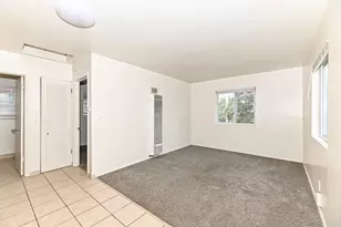 2520 N Murray Ave, Milwaukee, WI 53211 - Photo 17