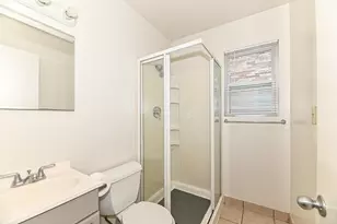 2520 N Murray Ave, Milwaukee, WI 53211 - Photo 27