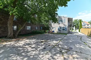2520 N Murray Ave, Milwaukee, WI 53211 - Photo 29