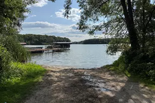 12142 219th Ave, Salem Lakes, WI 53104 - Photo 5