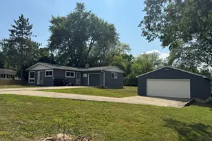 12142 219th Ave, Salem Lakes, WI 53104 - Photo 3