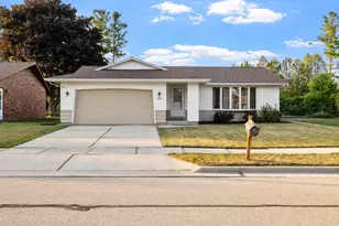 2418 Pershing Ave, Sheboygan, WI 53083 - Photo 31