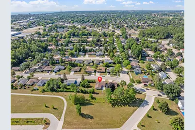 2418  Pershing Ave, Sheboygan, WI 53083 - Photo 27