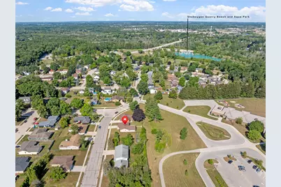 2418  Pershing Ave, Sheboygan, WI 53083 - Photo 25