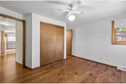 2418  Pershing Ave, Sheboygan, WI 53083 - Photo 19