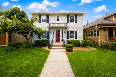 4628 N Newhall St, Whitefish Bay, WI 53211 - Photo 1