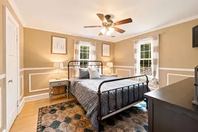 4628 N Newhall St, Whitefish Bay, WI 53211 - Photo 9