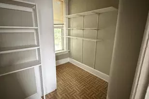 2477 S Burrell St, Milwaukee, WI 53207 - Photo 19