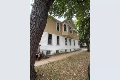 2477 S Burrell St #2479, Milwaukee, WI 53207 - Photo 5