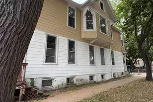 2477 S Burrell St, Milwaukee, WI 53207 - Photo 5