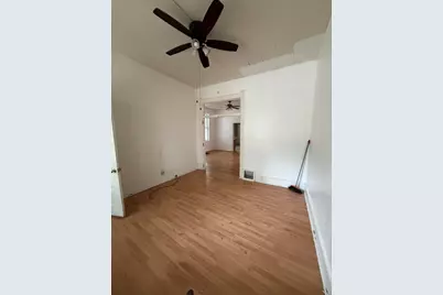 2477 S Burrell St #2479, Milwaukee, WI 53207 - Photo 7