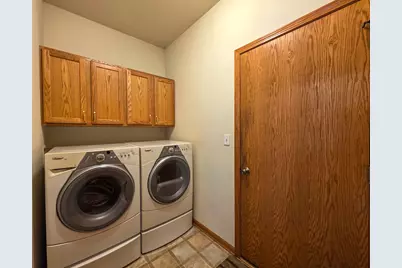 601  Bridlewood Ln, Watertown, WI 53094 - Photo 31