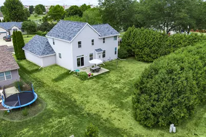 601  Bridlewood Ln, Watertown, WI 53094 - Photo 5