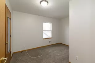 6738 W Mill Rd, Milwaukee, WI 53218 - Photo 9