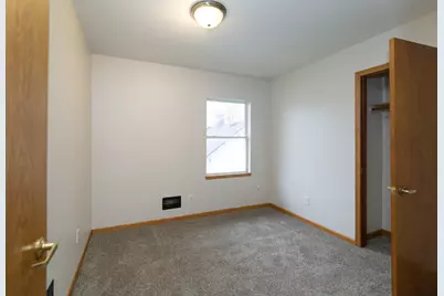 6738 W Mill Rd #6740, Milwaukee, WI 53218 - Photo 7