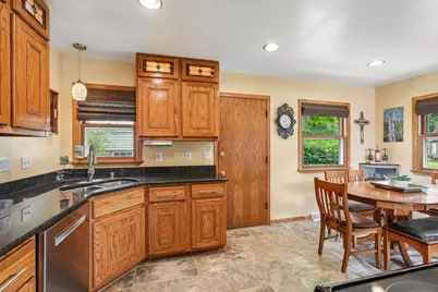 2709  13th Ave, South Milwaukee, WI 53172 - Photo 15