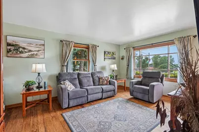 2709  13th Ave, South Milwaukee, WI 53172 - Photo 9