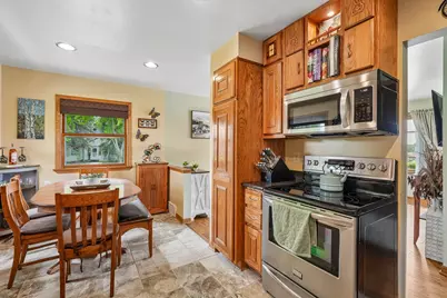 2709  13th Ave, South Milwaukee, WI 53172 - Photo 17
