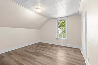 1908 S 28th St, Milwaukee, WI 53215 - Photo 11