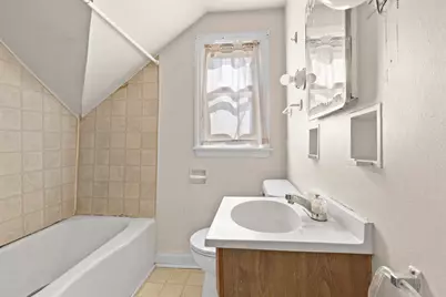 1908 S 28th St, Milwaukee, WI 53215 - Photo 13