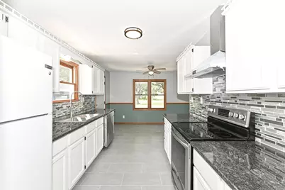 W190S7635  Circle Dr, Muskego, WI 53150 - Photo 7