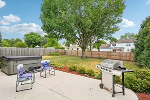 1909 Cliff-Alex Ct, Waukesha, WI 53189 - Photo 29