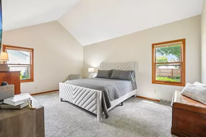 1909  Cliff-Alex Ct, Waukesha, WI 53189 - Photo 15