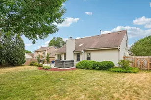 1909 Cliff-Alex Ct, Waukesha, WI 53189 - Photo 27