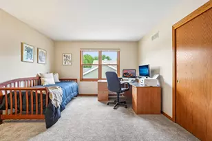 1909 Cliff-Alex Ct, Waukesha, WI 53189 - Photo 45