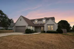 1909 Cliff-Alex Ct, Waukesha, WI 53189 - Photo 1