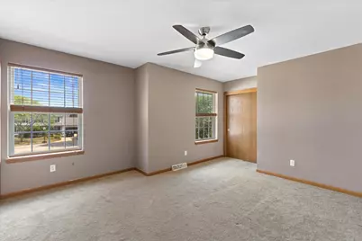 424  North Shore Ct, Pewaukee, WI 53072 - Photo 23
