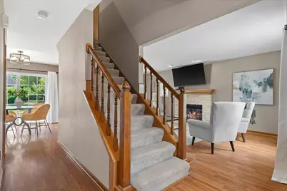 424  North Shore Ct, Pewaukee, WI 53072 - Photo 11