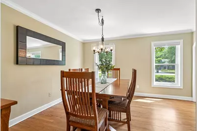 237  Hickory Dr, Delafield, WI 53018 - Photo 31