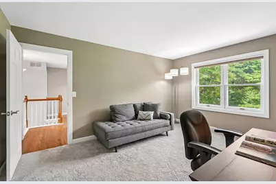 237  Hickory Dr, Delafield, WI 53018 - Photo 45