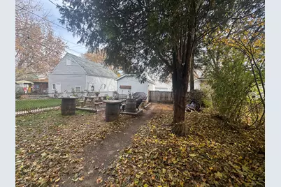 2944 N Pierce St, Milwaukee, WI 53212 - Photo 5